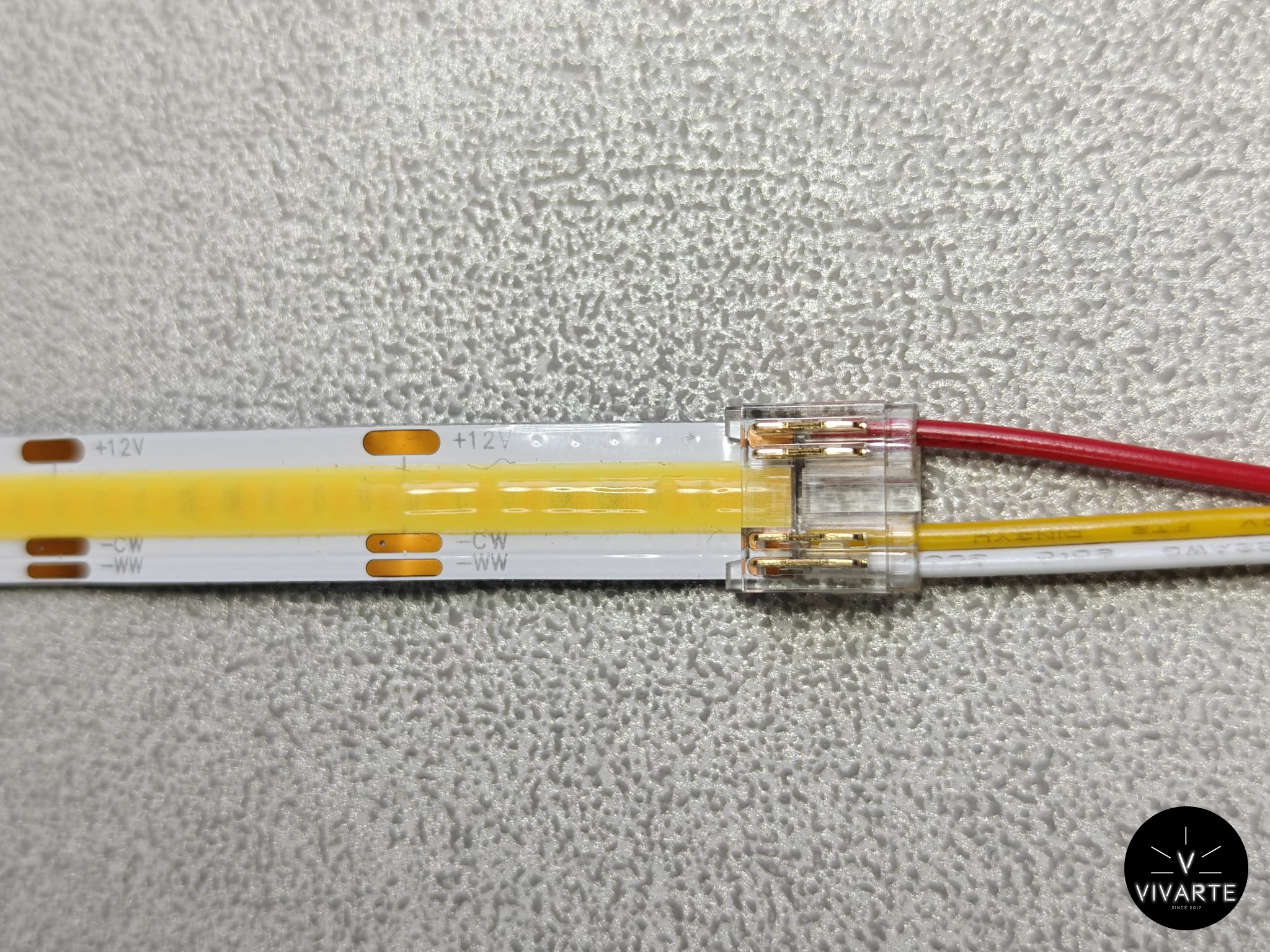LED-ribade kiirkinnitused SMD ja FCOB ribade jaoks – lihtne ühendus ribalt ribale ja ribalt juhtmele