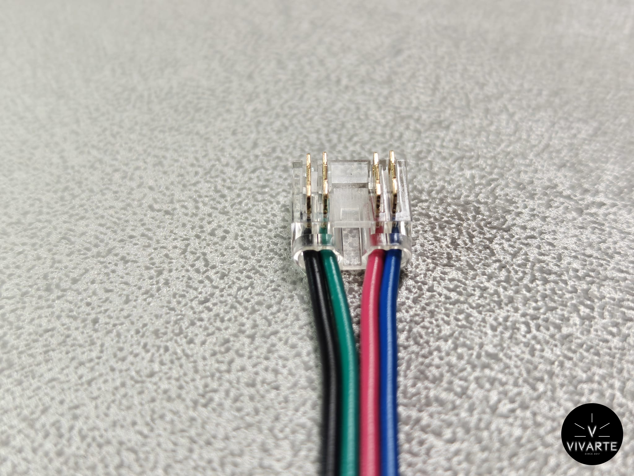 4PIN RGB LED-riba kiirkinnitus – SMD (10–12 mm) ja FCOB (8–10 mm) ribade ühendamiseks juhe ↔ riba