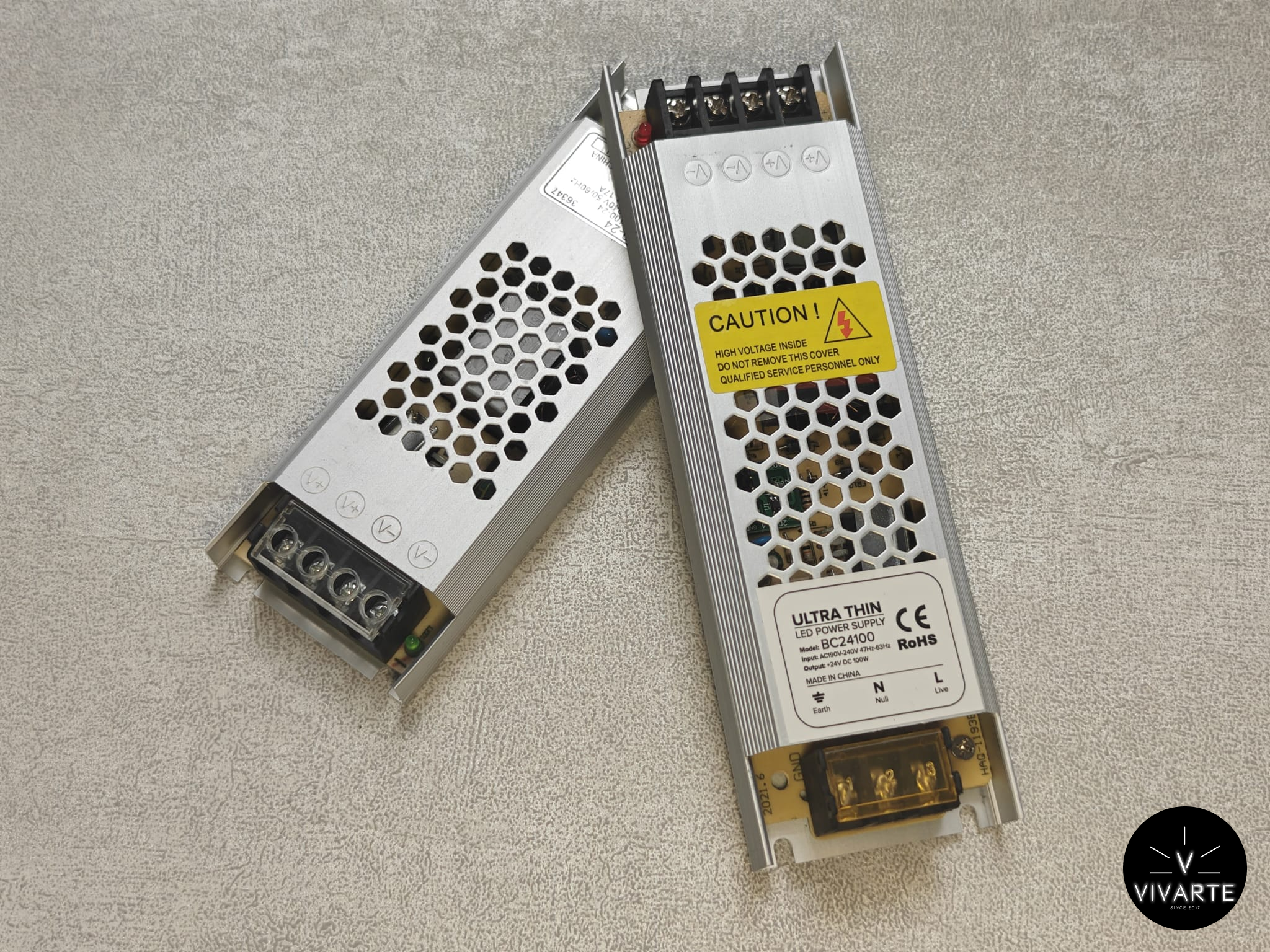 Õhuke alumiiniumkorpuses LED-toiteplokk 24V IP20 – kuivadesse siseruumidesse paigaldamiseks