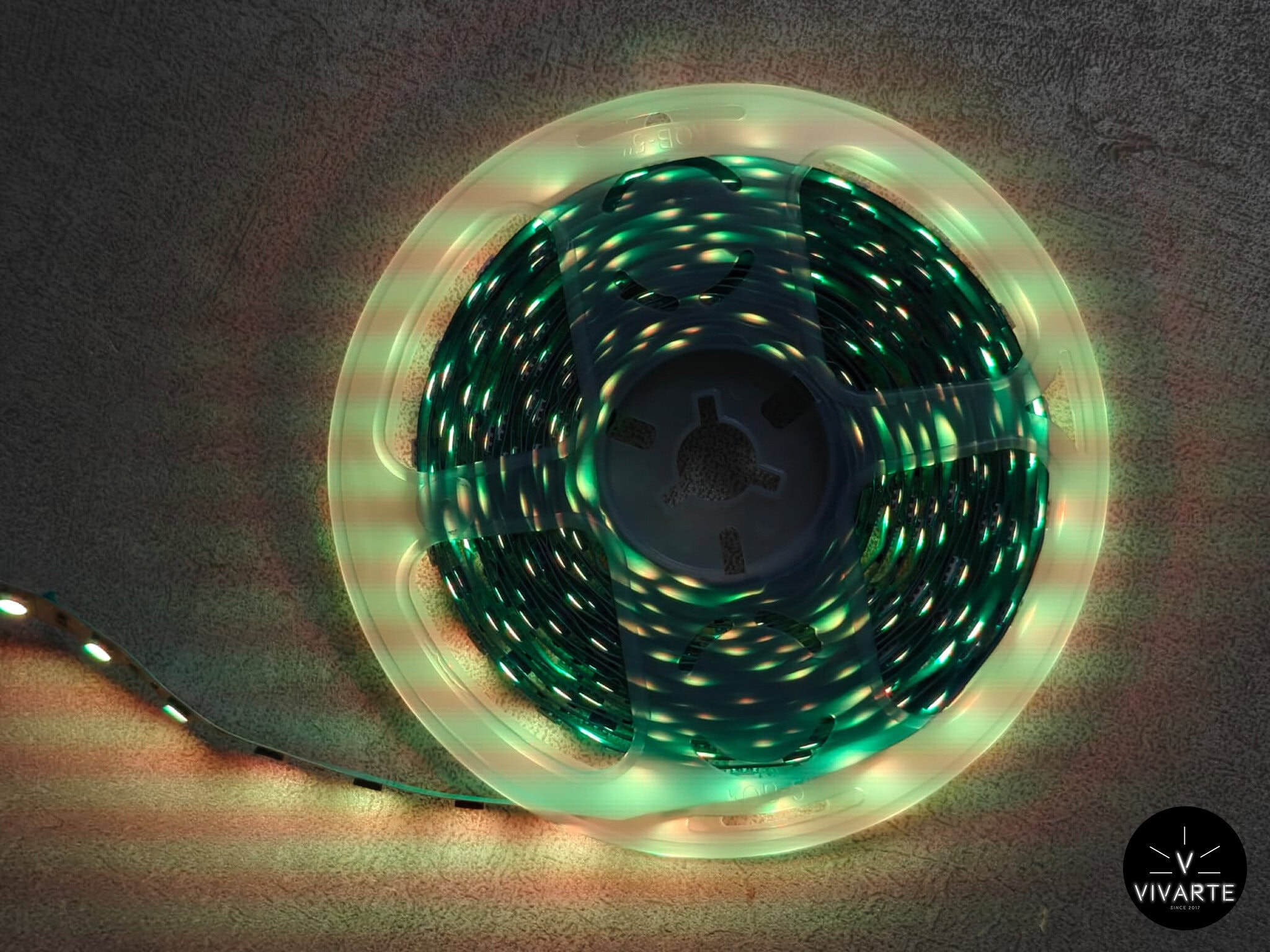 Kollane SMD 5050 LED-riba rullis – 12V 7,2W/m, IP20 või IP65, dekoratiivne ja efektne valgustus