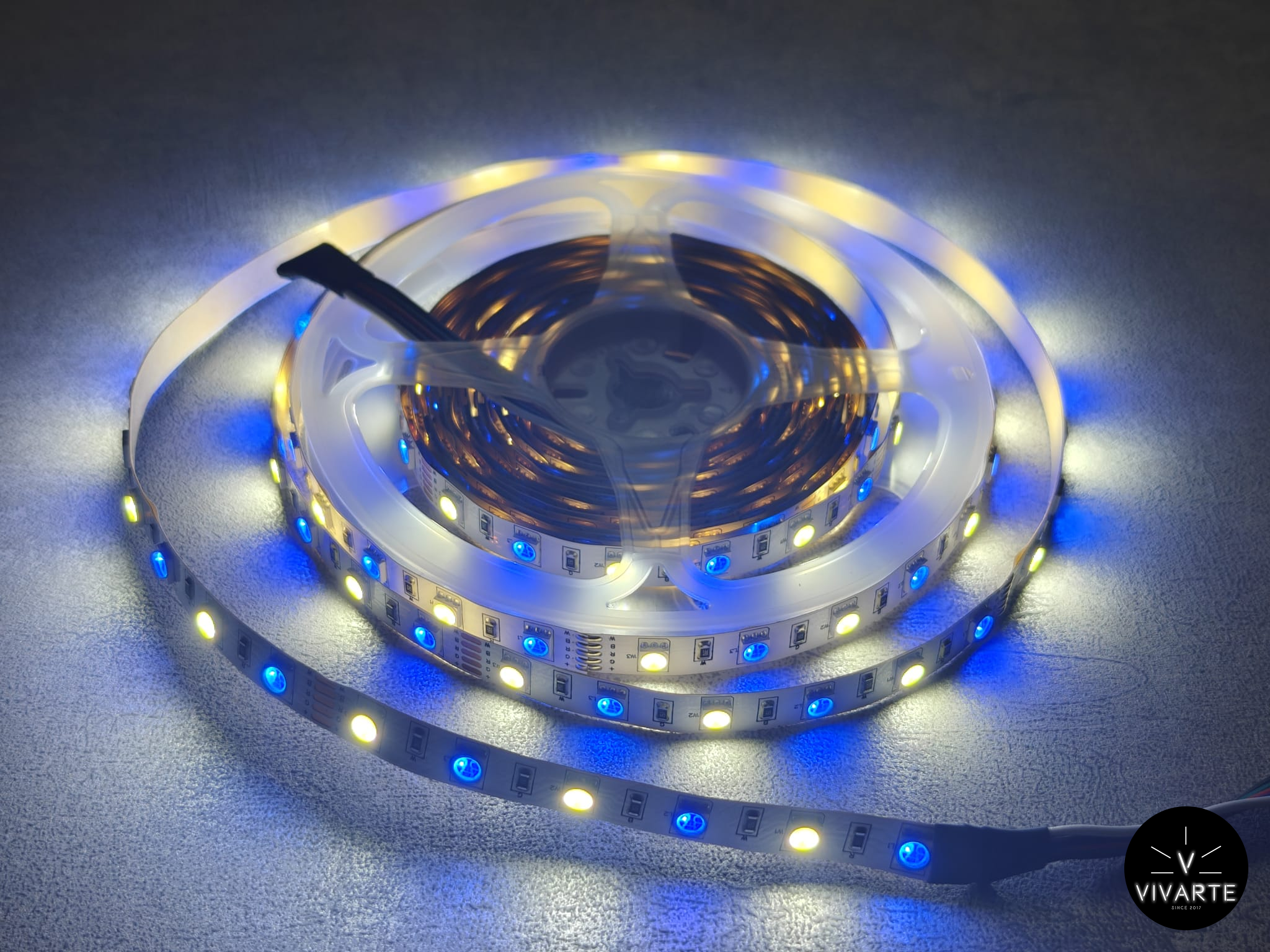 Vivarte SMD 5050 RGBW LED-riba – 12W/m, 12V/24V, 5 m rull; saadaval IP20, IP65 ja IP67
