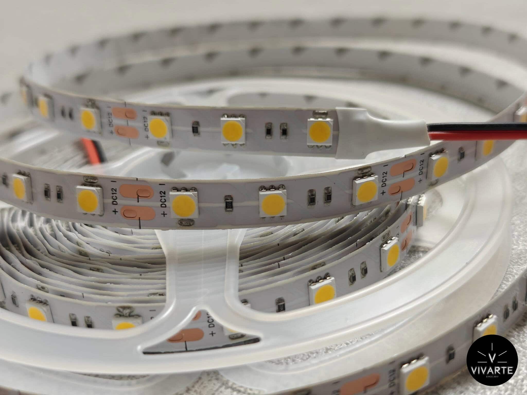 SMD 5050 LED-riba 12V, IP20, 60 LED/m, 7,2W/m, 5 m rull lähivaates